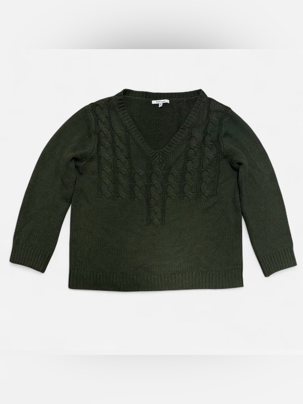 Cable Knit V-Neck Sweater in Dark Green